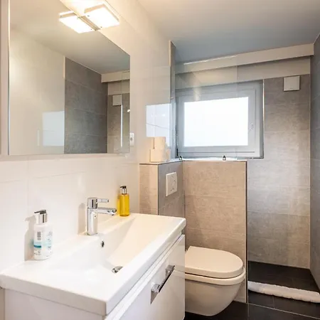 & Modern By Apartment *